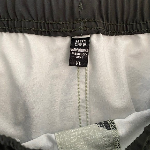 Salty Crew Swim Trunks (XL) - Picture 3 of 4